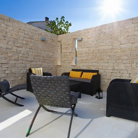 Holiday home Adrimar Mit Privatem Pool By Interhome *