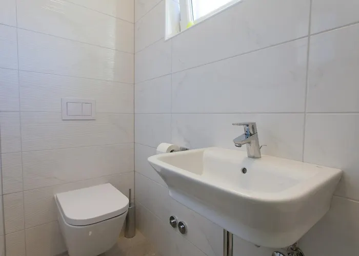 Adrimar Mit Privatem Pool By Interhome Дом отдыха